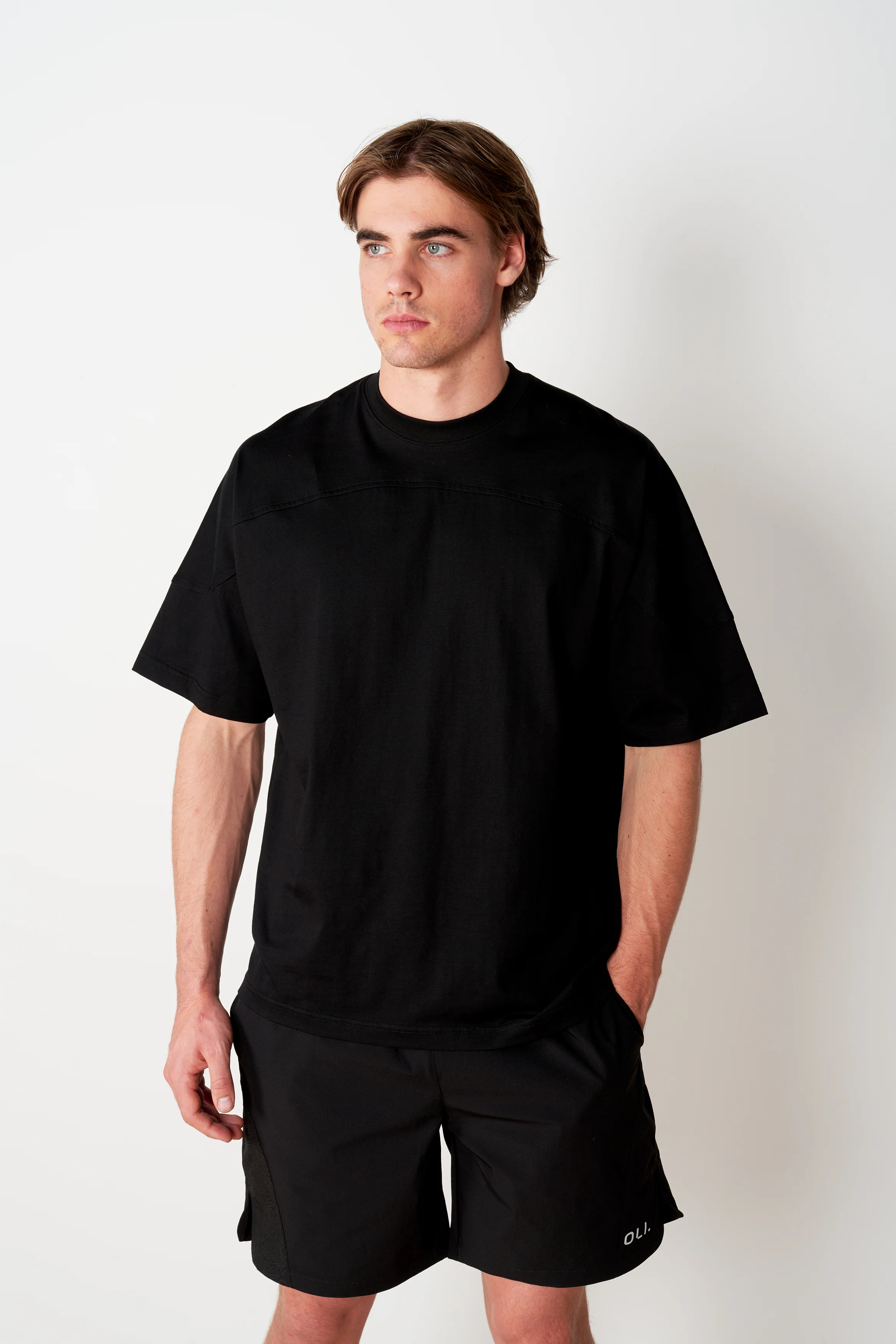 Active Box T - Black - Image 6