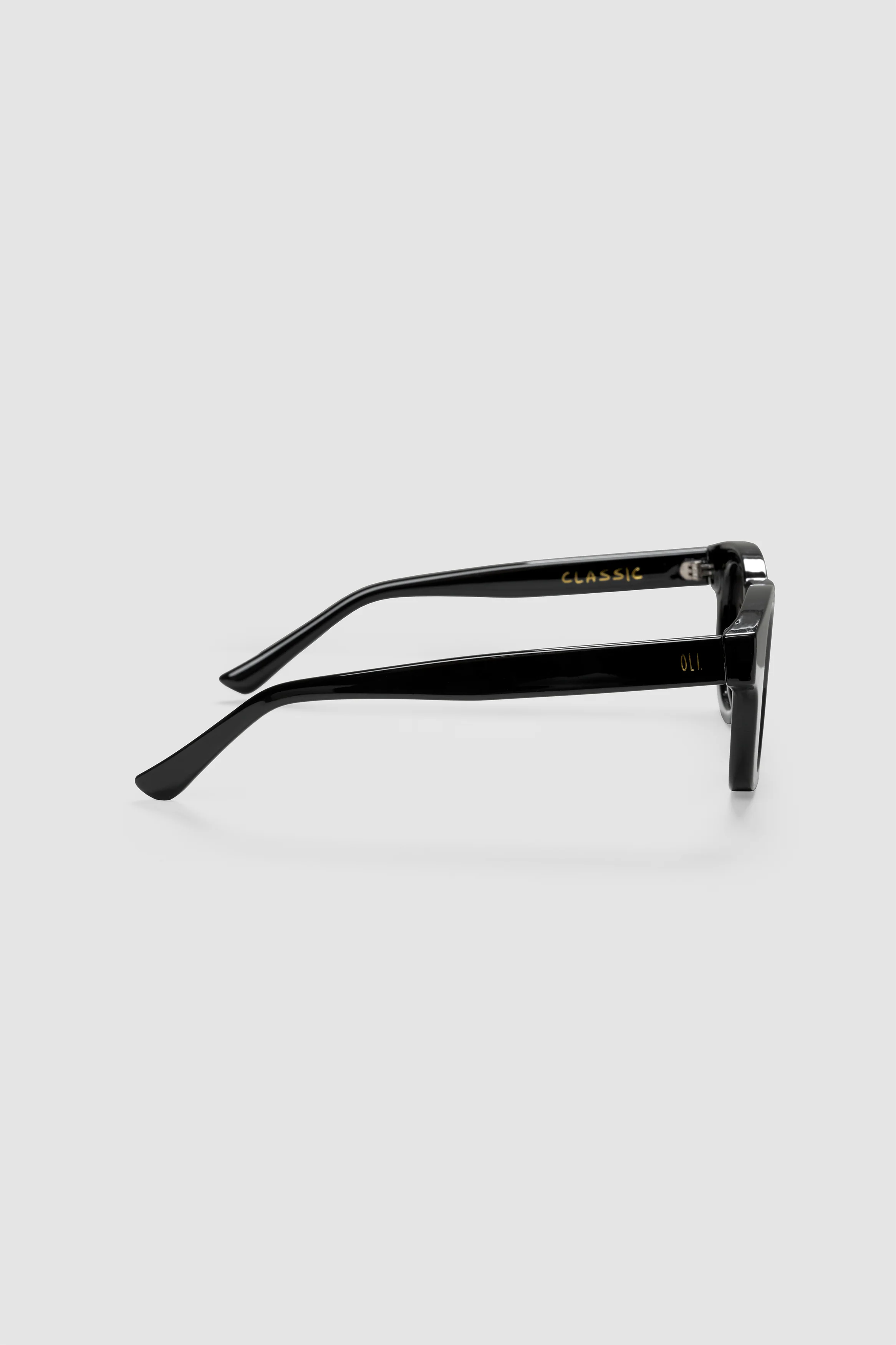 Classic Frame - Black - Image 10
