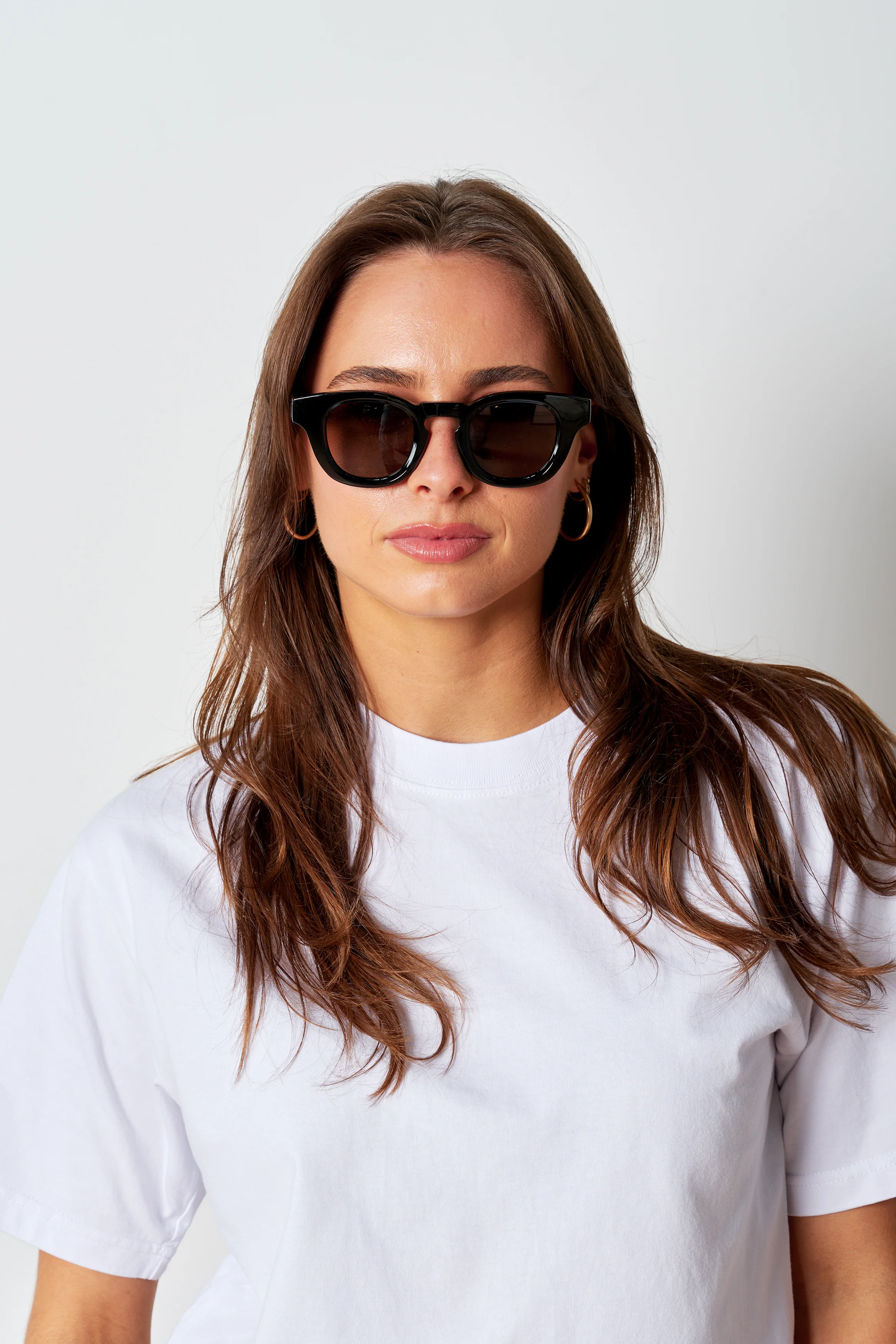 Classic Frame - Black - Image 8