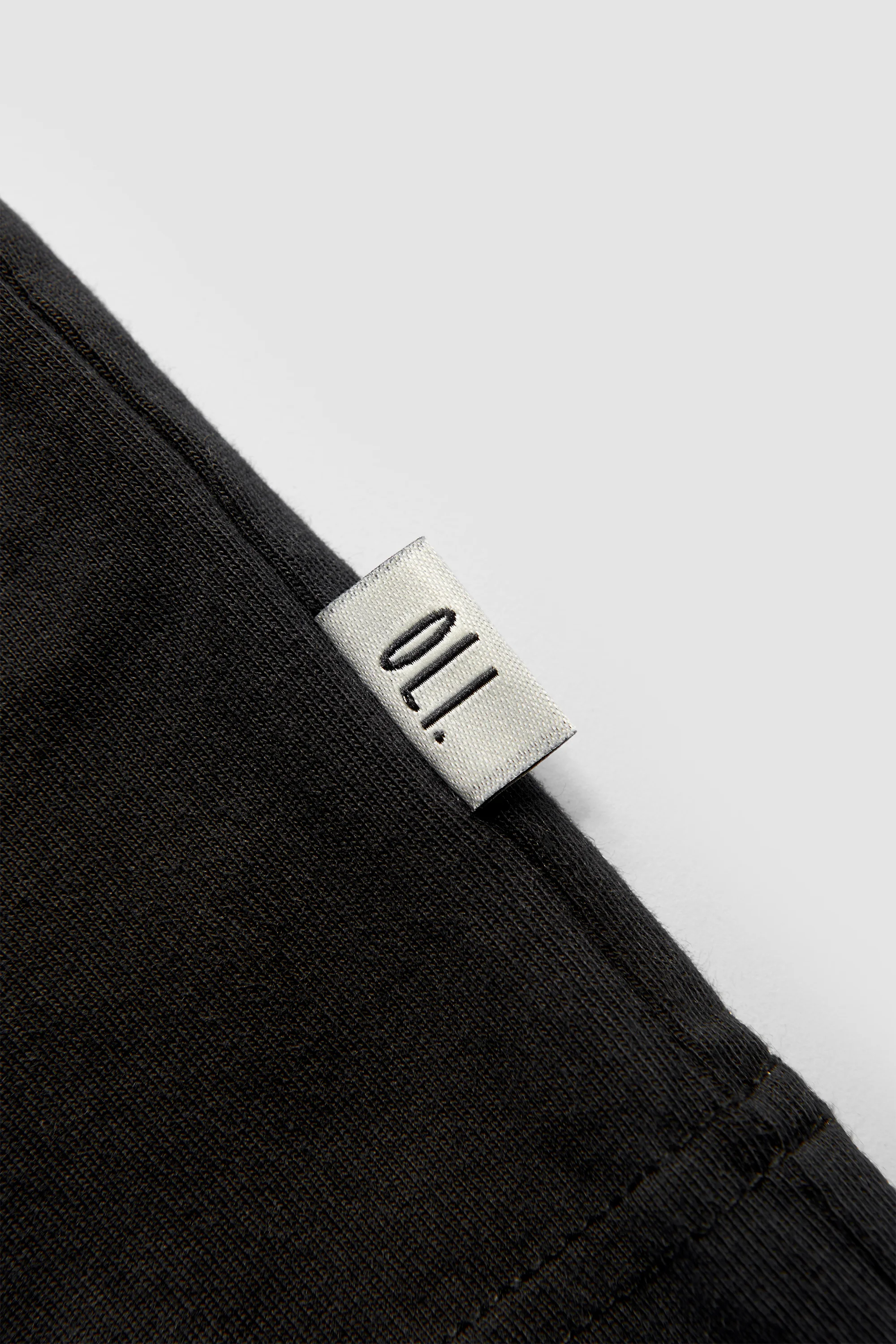 Classic Long Sleeve T - Black - Image 5