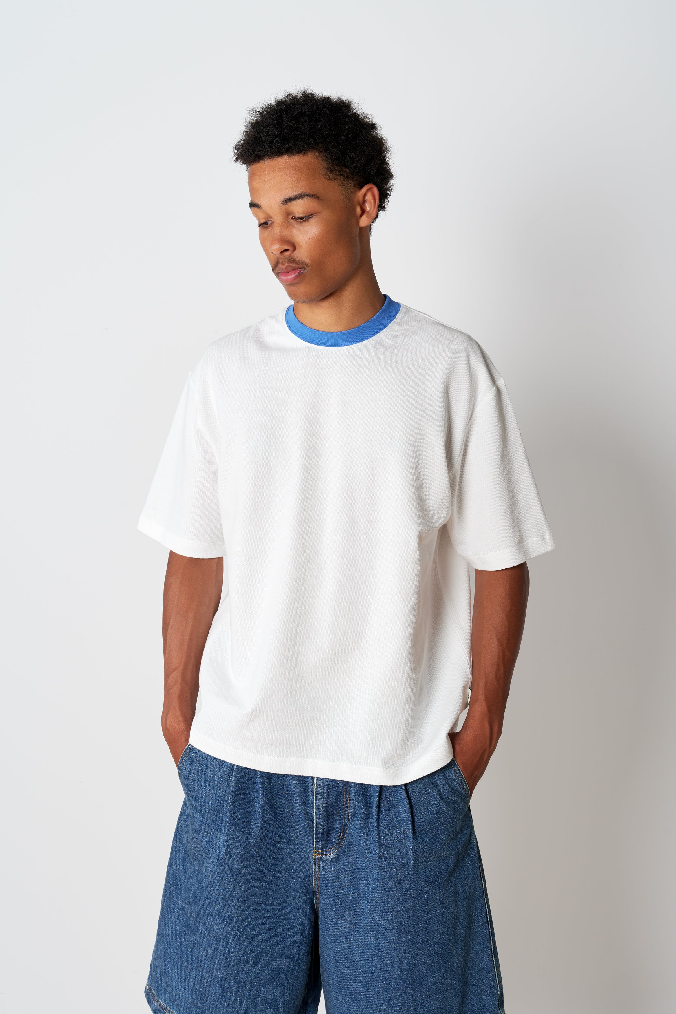 Contrast T - White - Image 3