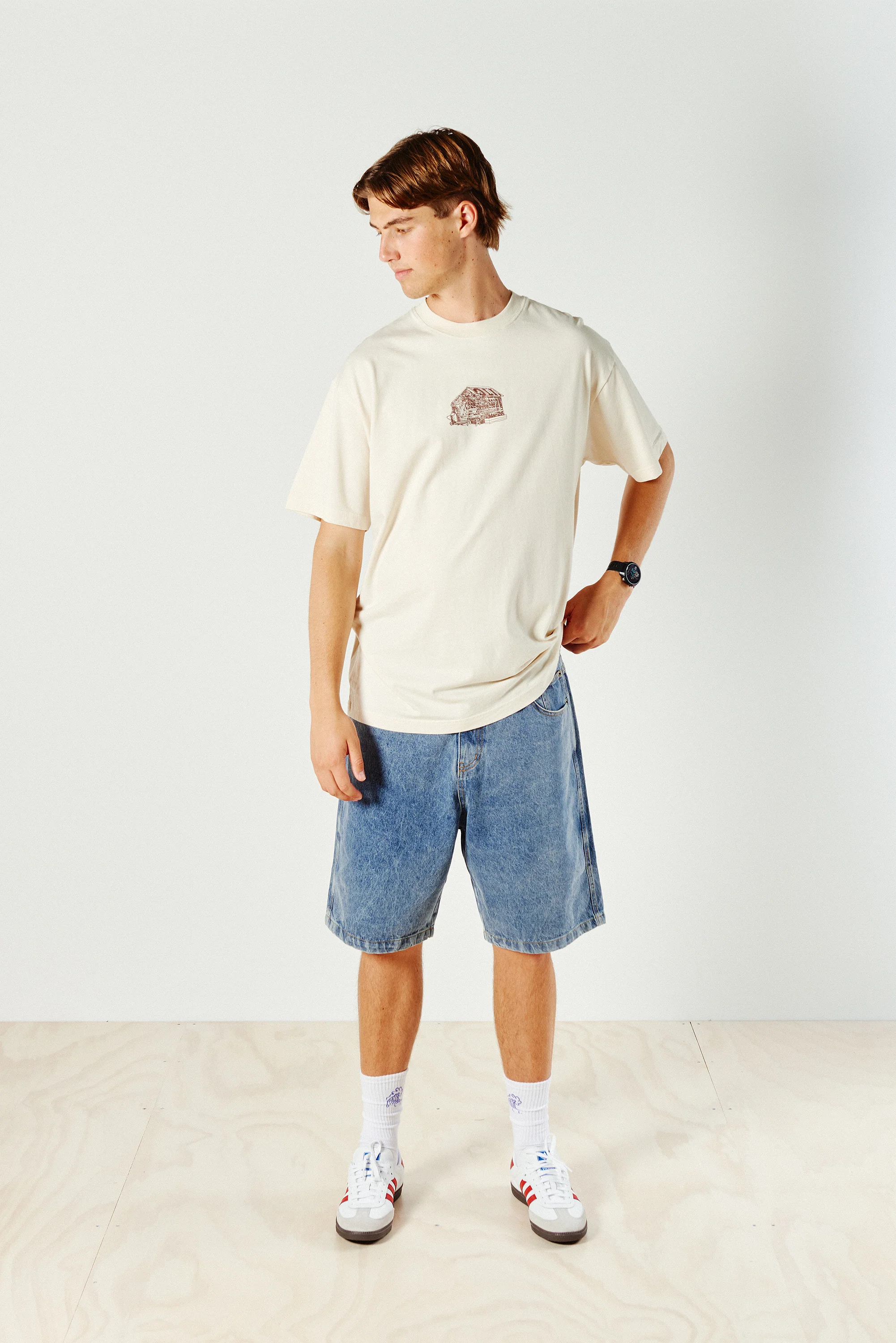 Garden Shed Back Print T - Butter - Image 7