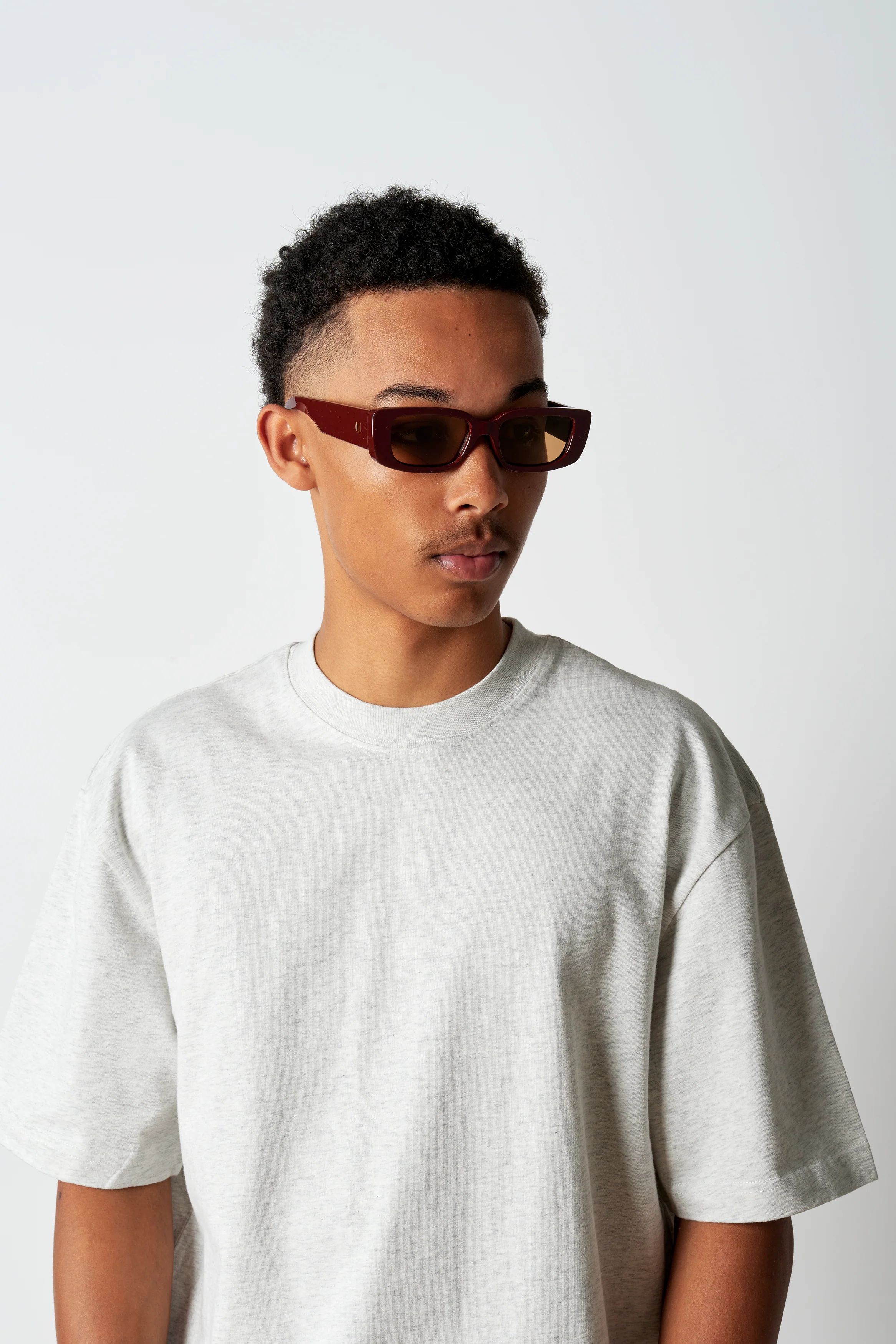 Phoebie Frame - Cherry - Image 5