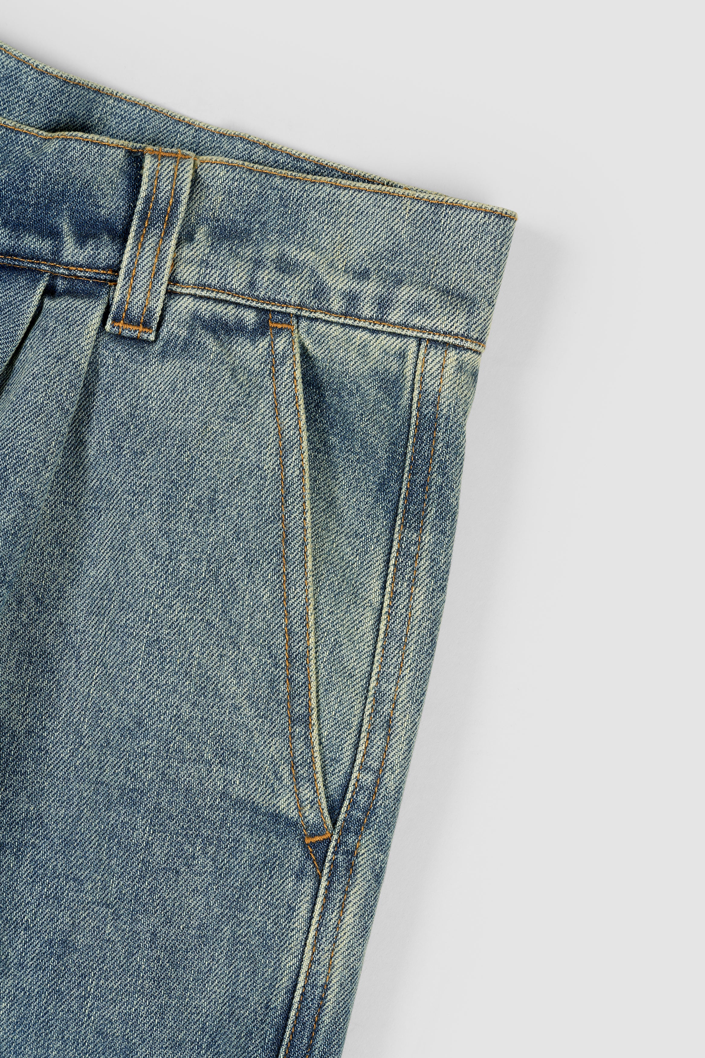 Pleated Denim Short - Coffee Wash - Image 6
