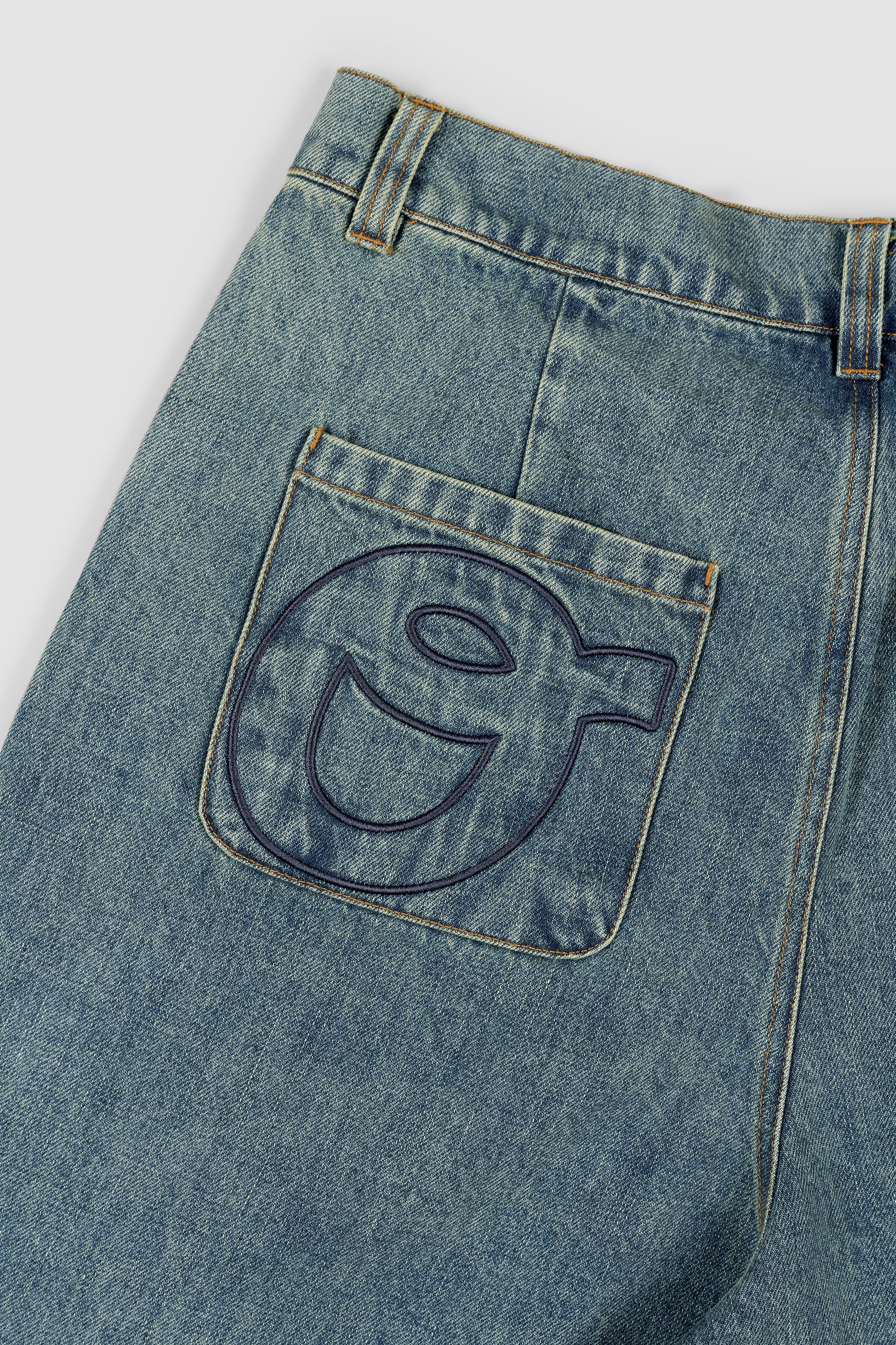 Pleated Denim Short - Coffee Wash - Image 9