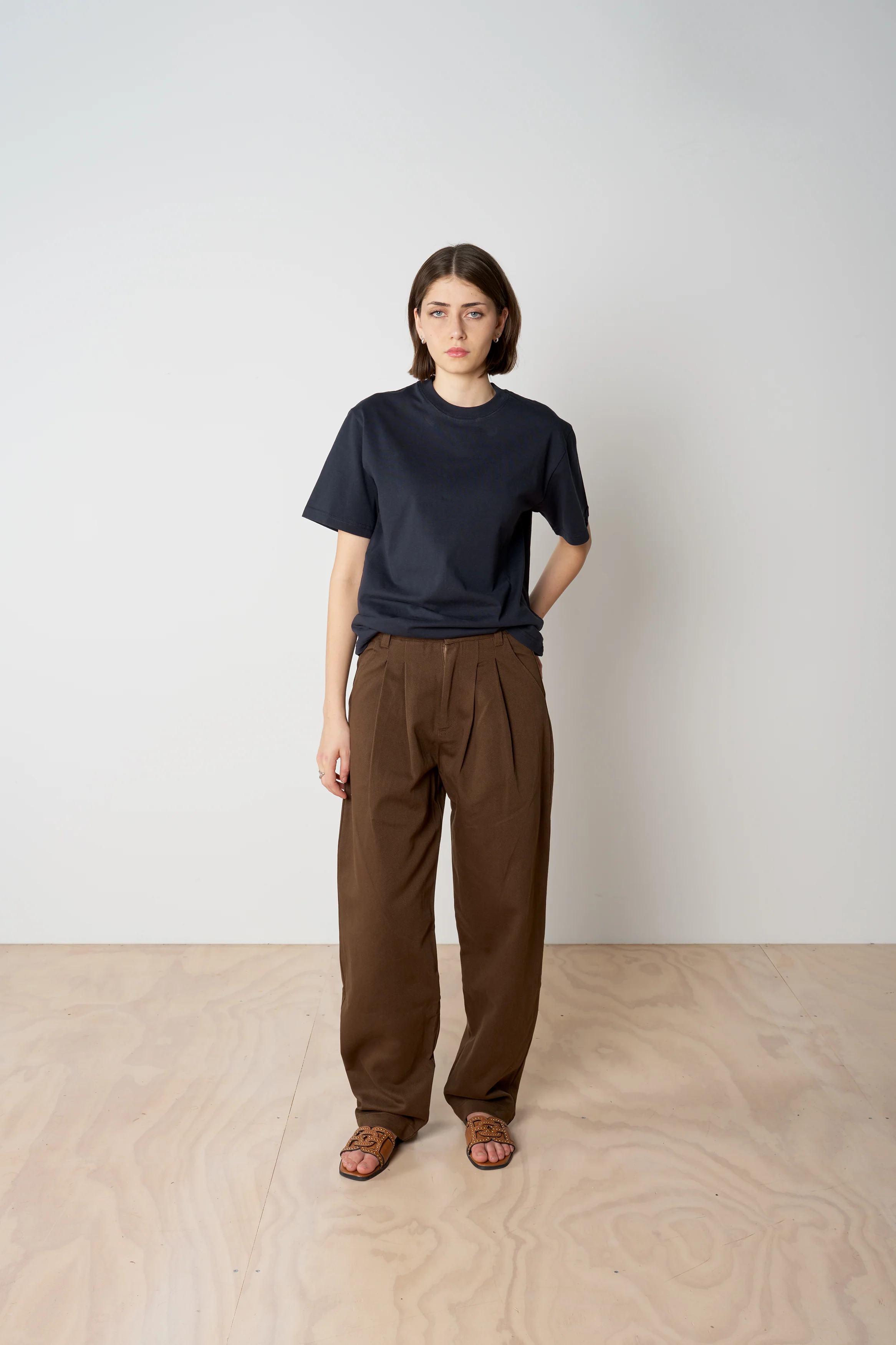 Pleated Pant - Choc - Image 4