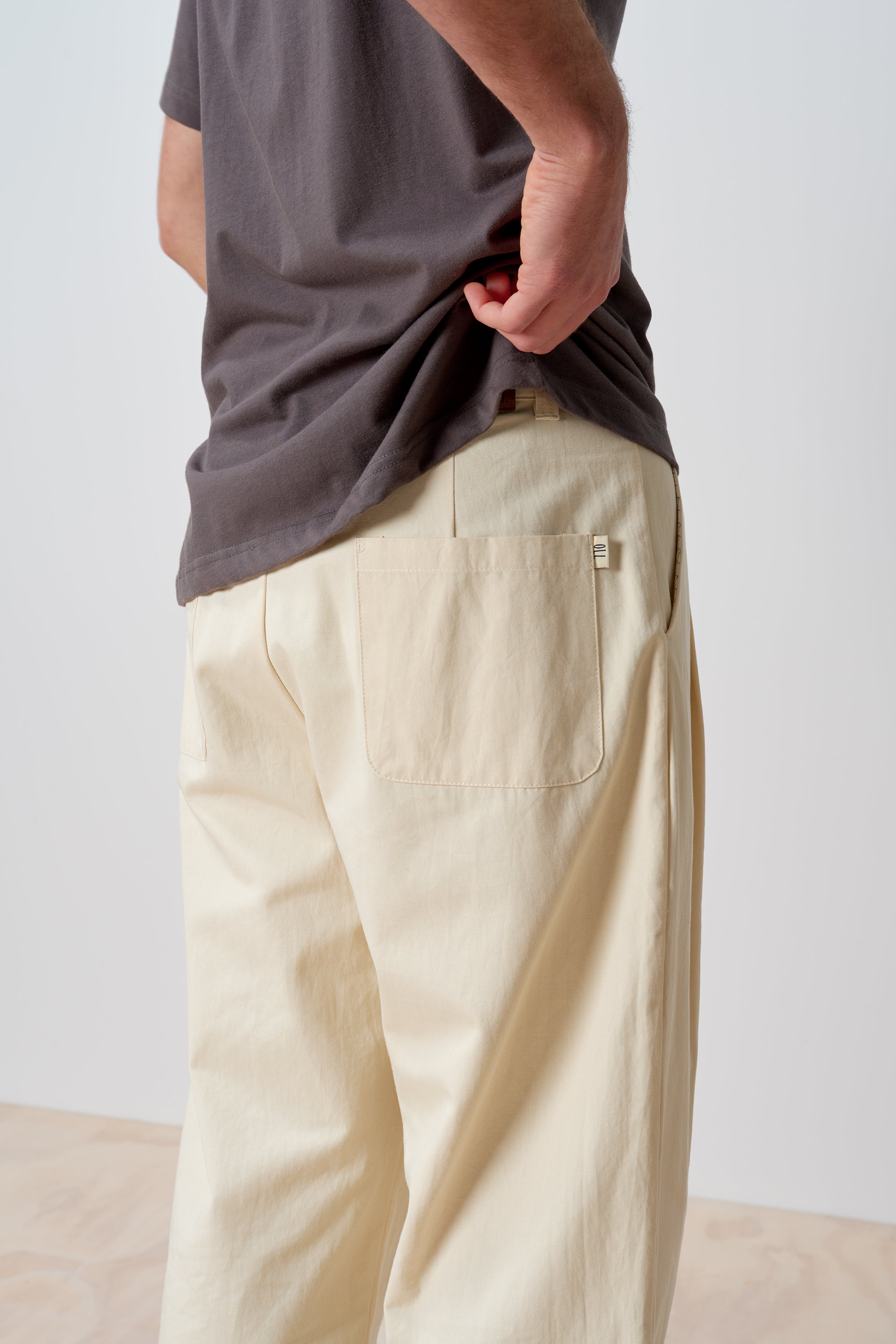 Original Pleated Pant - Cream Cotton - Image 5