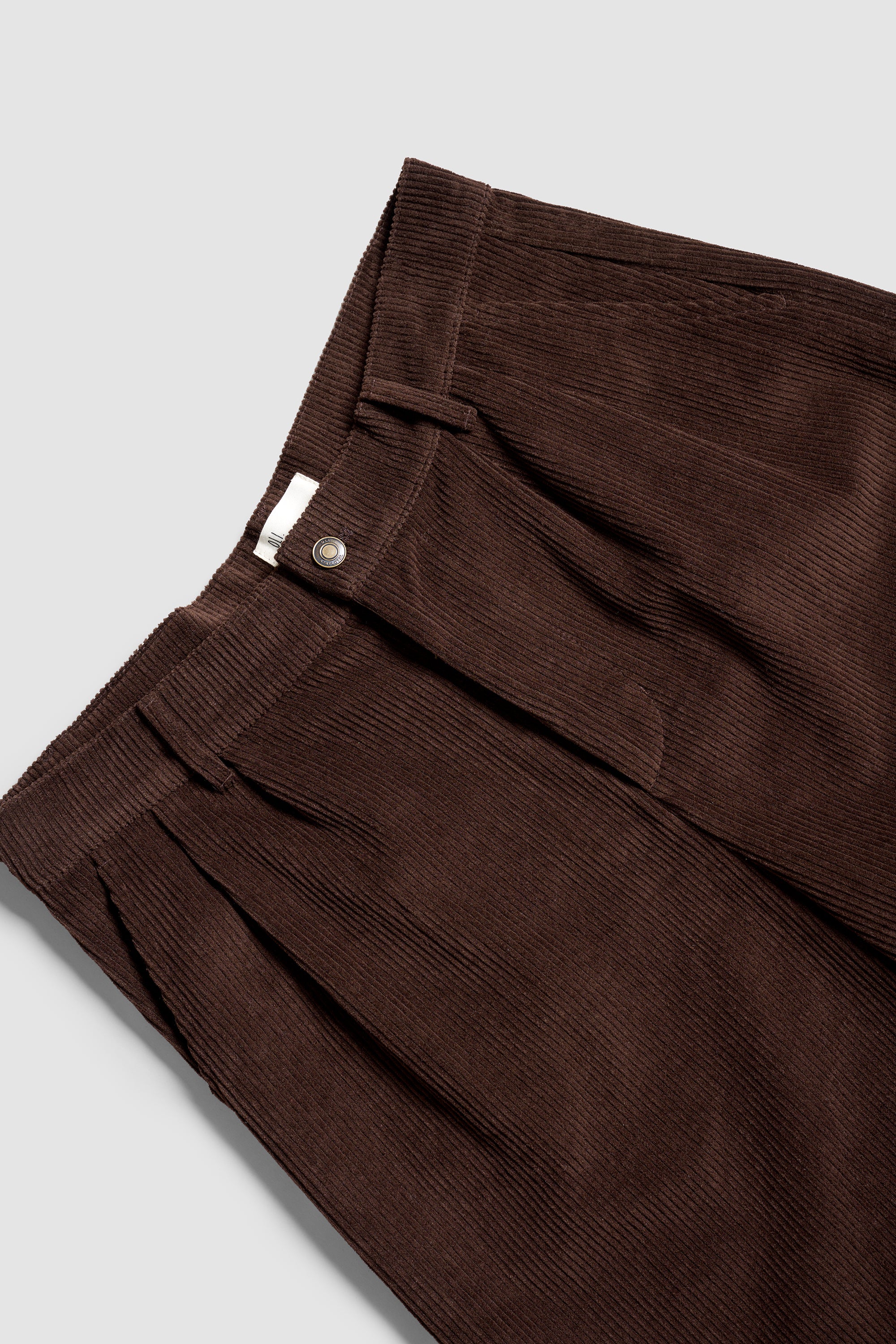 Pleated Short - Choc Cord - Image 8